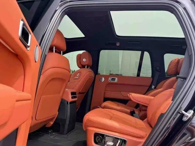 Li Auto L9 — Фото автомобиля 4