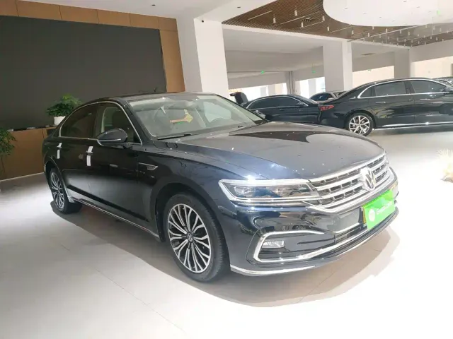 Volkswagen Phideon — Фото автомобиля 3