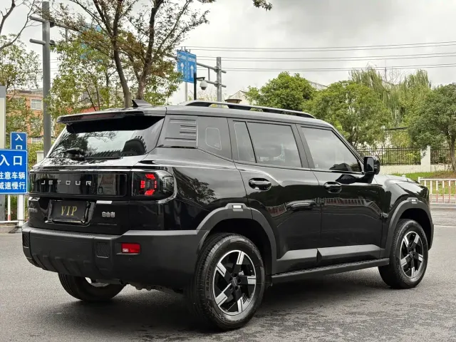 Jetour T1 — Фото автомобиля 14