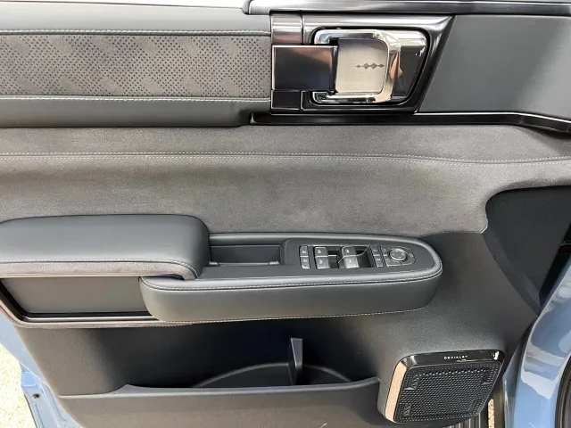 BYD FangChengBao Leopard 5 — Фото автомобиля 14