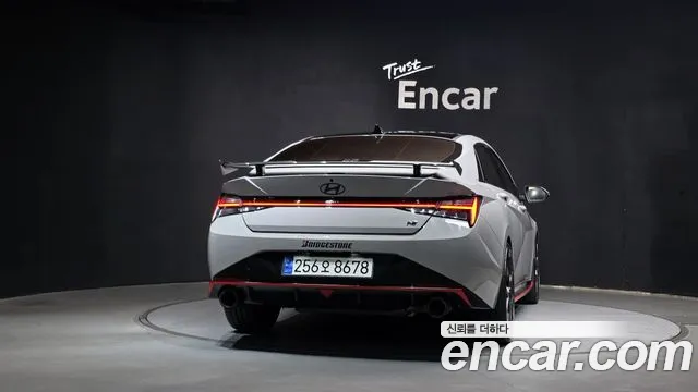 Hyundai Avante CN7 — Фото автомобиля 4