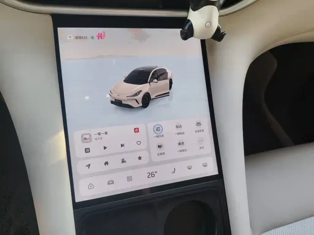 IM Motors LS6 — Фото автомобиля 3