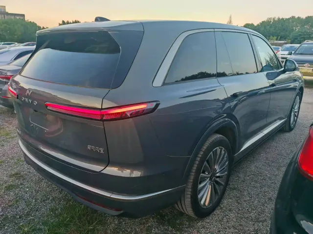 Onvo L90 — Фото автомобиля 3