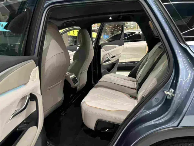 BYD Song Pro — Фото автомобиля 12