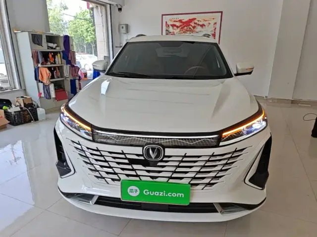 Changan CS75 Plus — Фото автомобиля 2