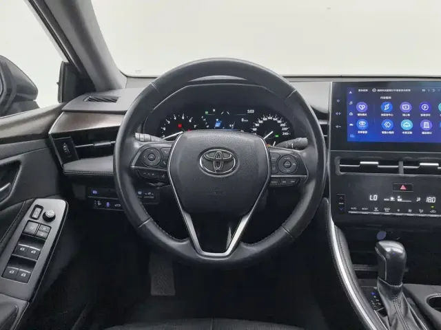 Toyota Avalon 2022 2.5L Luxury Edition — Фото автомобиля 11