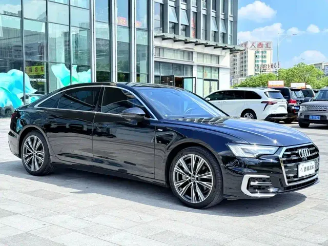 Audi A6L — Фото автомобиля 3