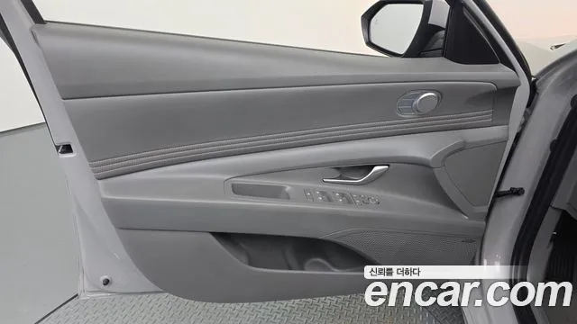 Hyundai Avante CN7 — Фото автомобиля 13