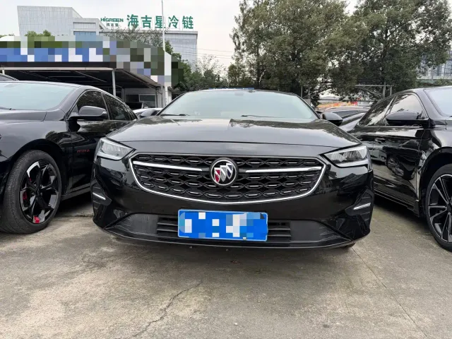 Buick Regal — Фото автомобиля 2