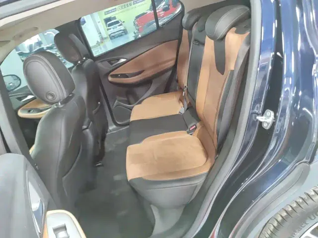 Buick Buick Encore GX 2020 20T CVT 2WD Luxury Model — Фото автомобиля 16
