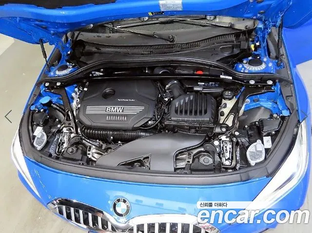 BMW 1 Series F40 — Фото автомобиля 19