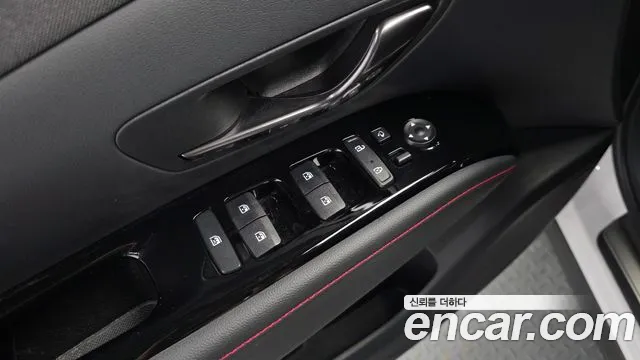 Hyundai Tucson Tucson (NX4) Бензин 1.6 турбо 2WD — Фото автомобиля 26