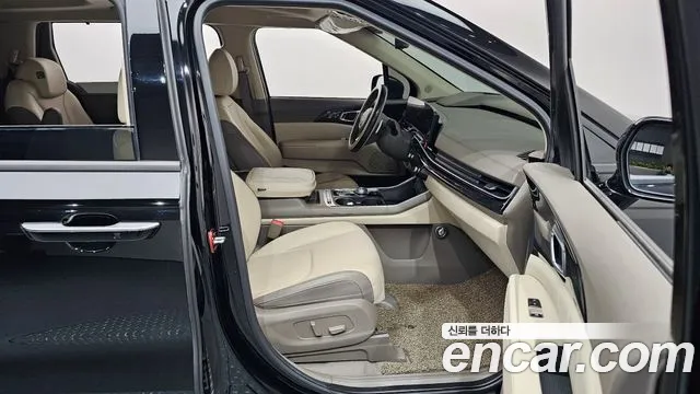 Kia Carnival 4th Gen — Фото автомобиля 16