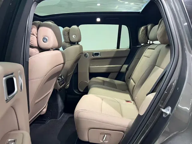 Li Auto L6 — Фото автомобиля 5