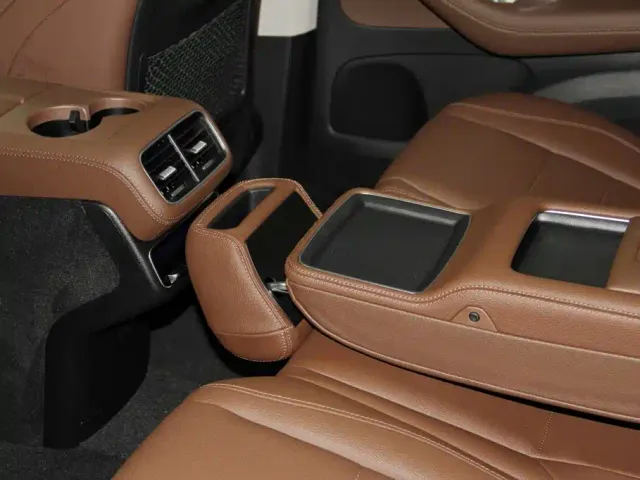 Mercedes-Benz GLE-Class — Фото автомобиля 17