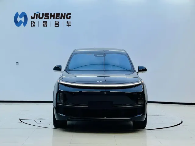 Li Auto L9 — Фото автомобиля 2