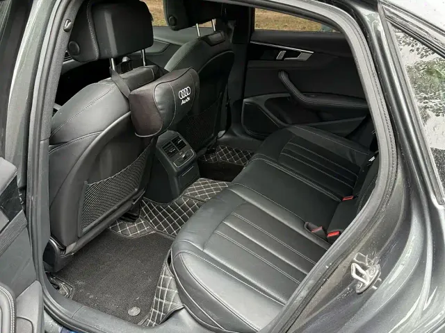 Audi A4L — Фото автомобиля 9