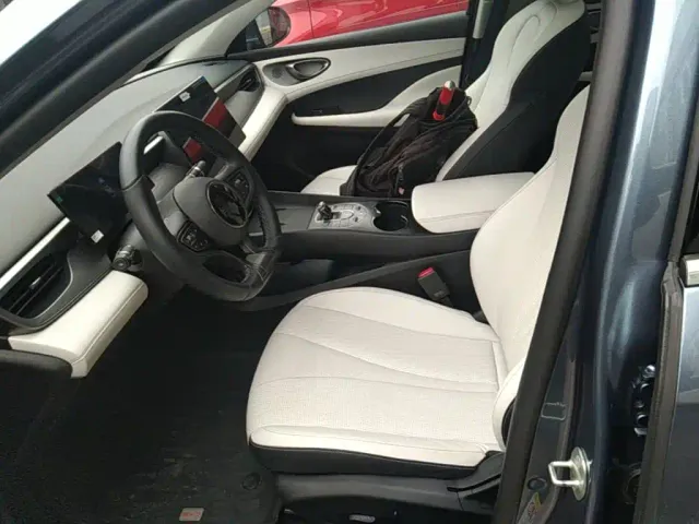 BYD Seal 05 DM-i — Фото автомобиля 14