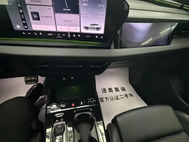 Audi Q6L e-tron — Фото автомобиля 8