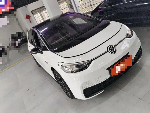 Volkswagen ID.3 — Фото автомобиля 2