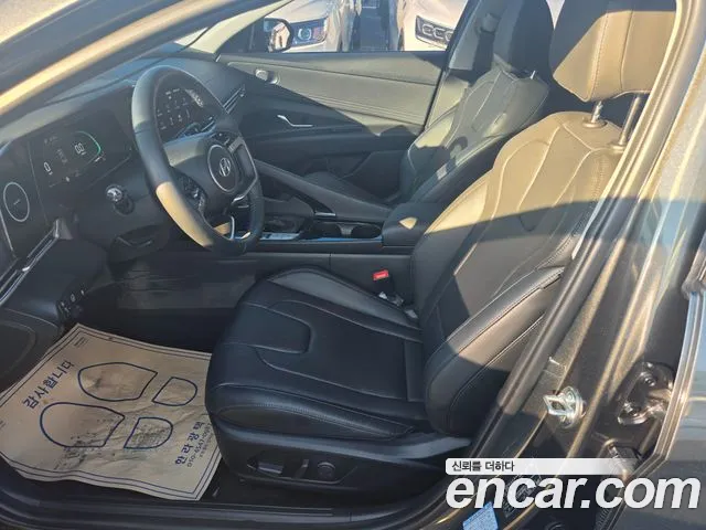 Hyundai Avante CN7 — Фото автомобиля 16