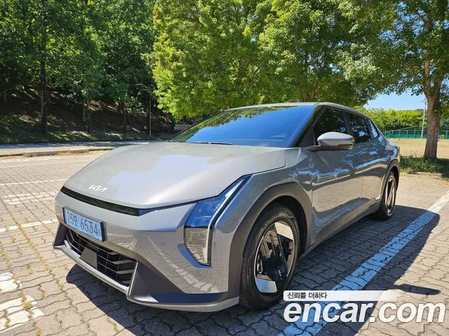 Фотография автомобиля — Kia EV4