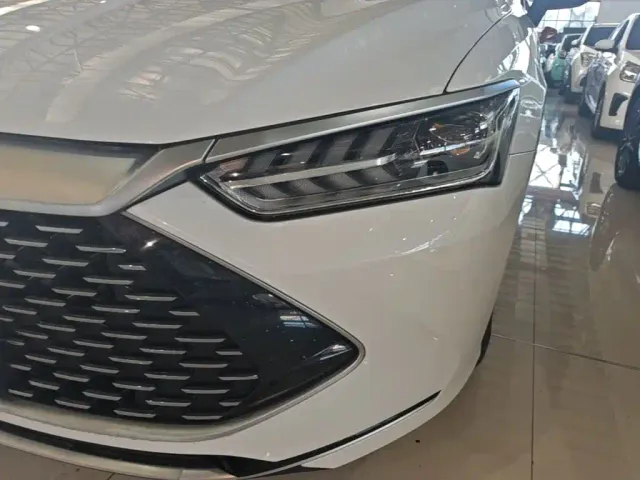 BYD Qin PLUS — Фото автомобиля 23