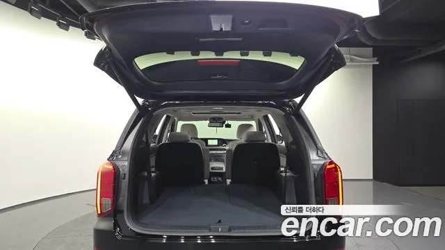 Hyundai Palisade Palisade Дизель 2.2 4WD — Фото автомобиля 20