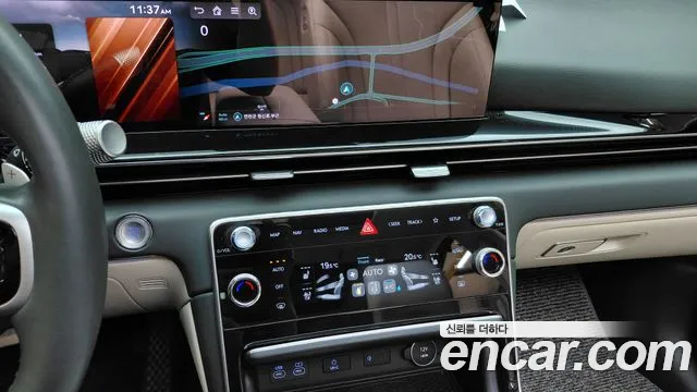 Genesis GV80 — Фото автомобиля 28