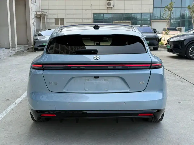 Nio ET5 Touring — Фото автомобиля 9