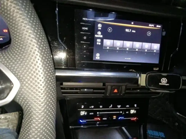 Volkswagen Passat — Фото автомобиля 9