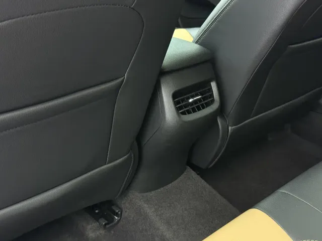 Chevrolet Monza — Фото автомобиля 15