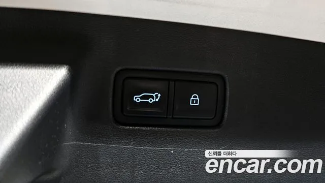 Hyundai Santafe Santa Fe (MX5) Бензин 2.5T 4WD — Фото автомобиля 20