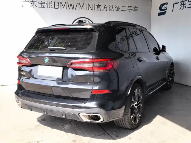 BMW X5 — Фото автомобиля 6