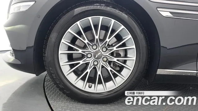 Genesis G80 RG3 — Фото автомобиля 5