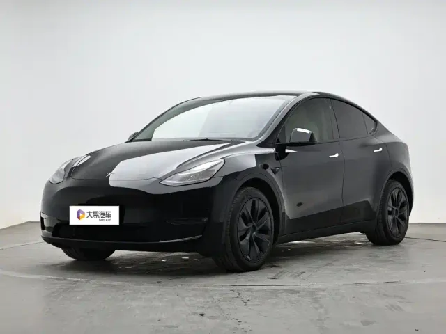 Фотография автомобиля — Tesla Model Y