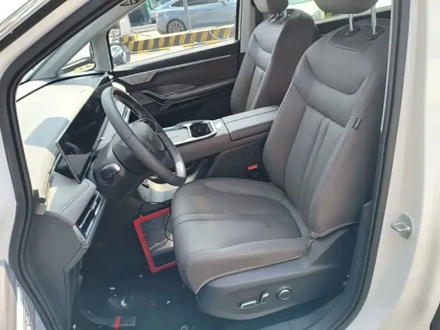Maxus G70 — Фото автомобиля 14