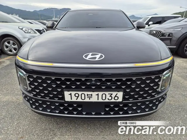 Фотография автомобиля — Hyundai Grandeur GN7