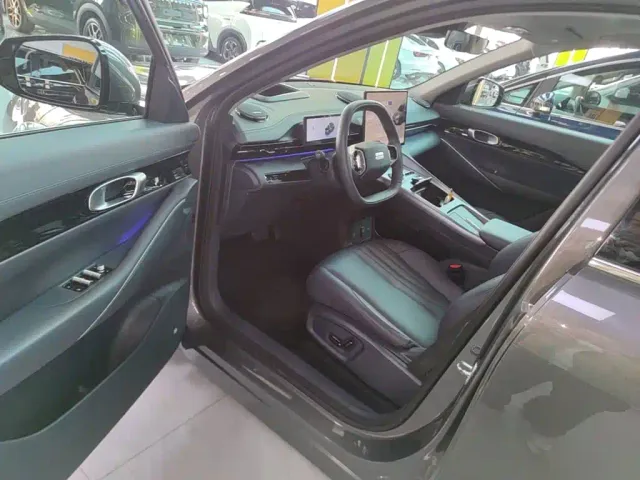 Geely Galaxy E5 — Фото автомобиля 15