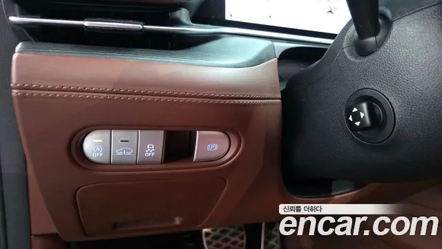 Genesis G90 Бензин 3.5 турбо AWD — Фото автомобиля 17