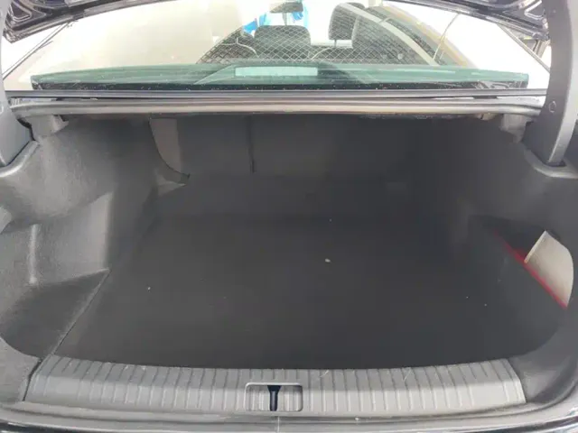 Volkswagen Passat — Фото автомобиля 4