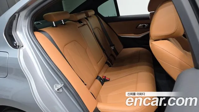 BMW 3-Series 3 серия (G20) — Фото автомобиля 12
