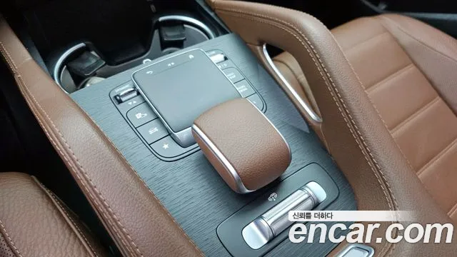 Mercedes-Benz GLE-Class — Фото автомобиля 16
