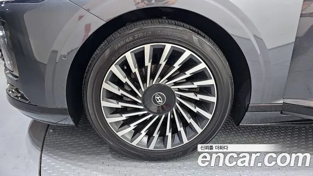 Hyundai Grandeur GN7 — Фото автомобиля 5