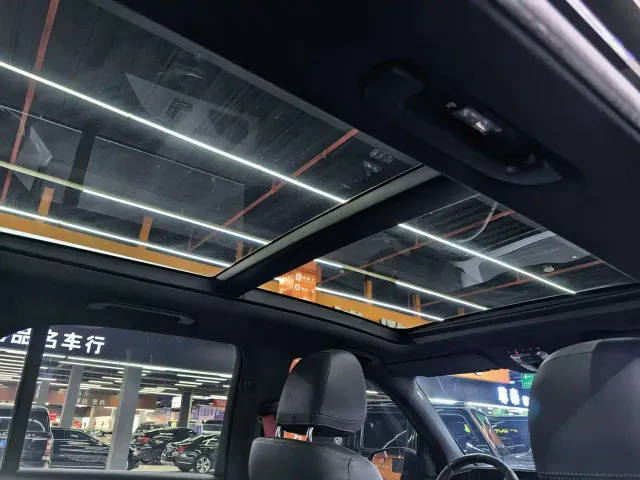 Mercedes-Benz GLE-Class AMG — Фото автомобиля 12