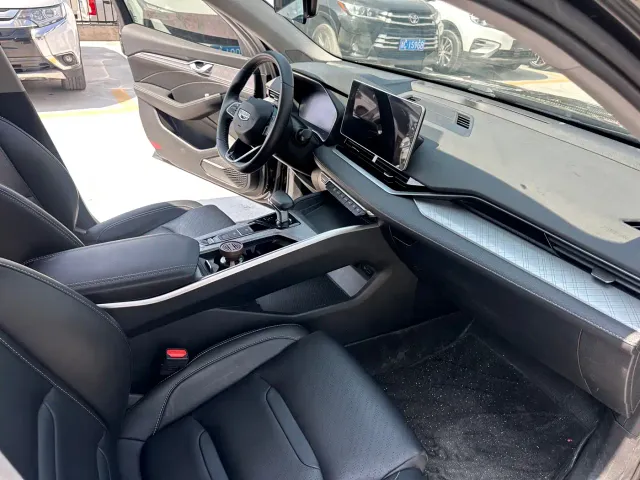 Geely Xingrui — Фото автомобиля 14