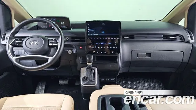 Hyundai Staria Staria 4WD Tourer 11 мест — Фото автомобиля 7