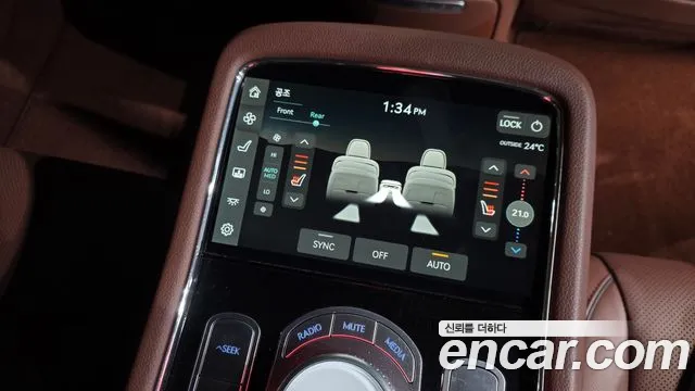 Genesis G90 Бензин 3.5 турбо AWD — Фото автомобиля 17