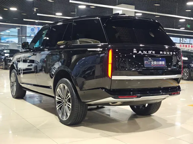 Land Rover Range Rover — Фото автомобиля 16