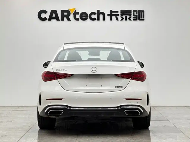 Mercedes-Benz C-Class — Фото автомобиля 4